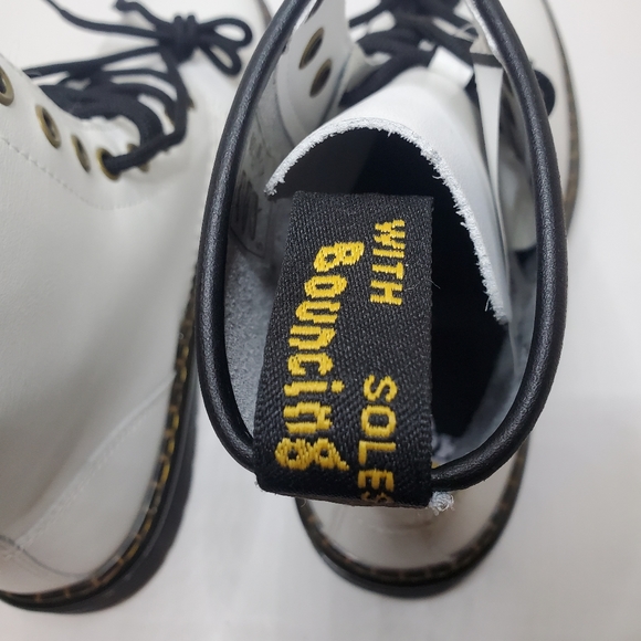 Dr Martens Zavala Boots White Leather Brand New - Picture 7 of 8